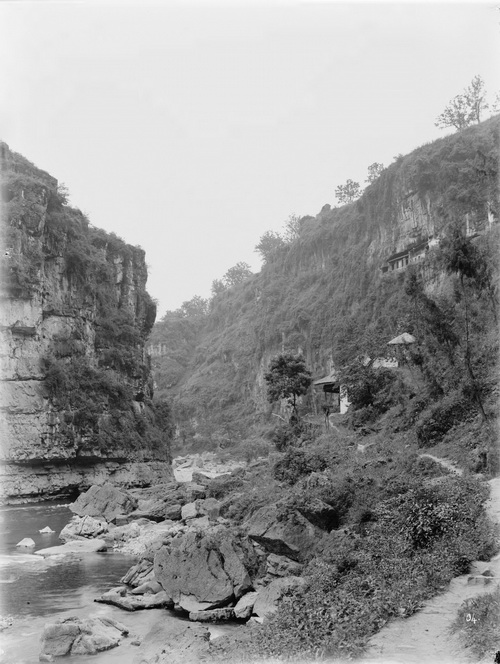 1910-05-29湖北宜昌 1_调整大小.jpg